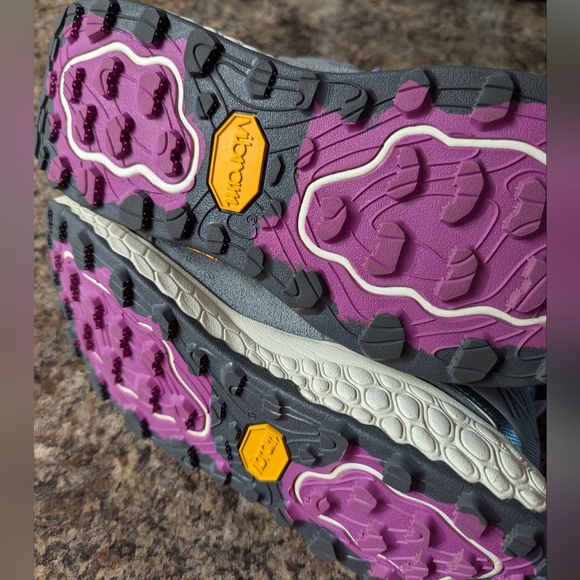 New Balance Fresh foam X Hierro Mid GTX Women's Size 8.5 W hiking boot shoe - Picture 9 of 11